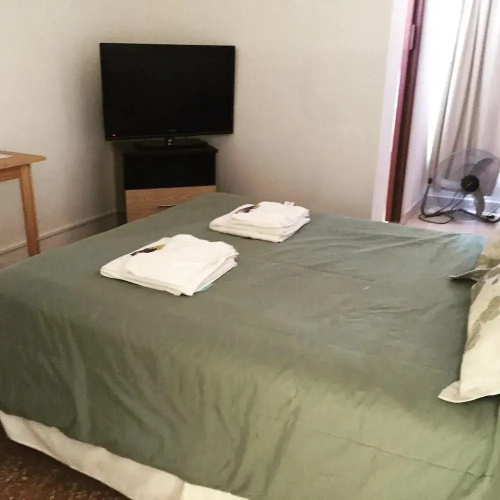 Bardas Hotel Cinco Saltos
