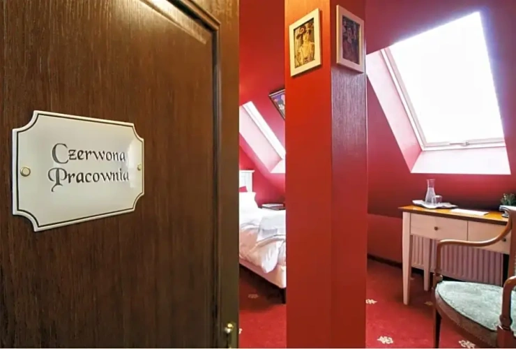 Economy room
