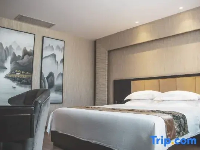 1 Bedroom Deluxe Suite