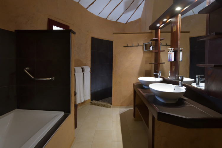 Mövenpick Resort Lamantin Saly