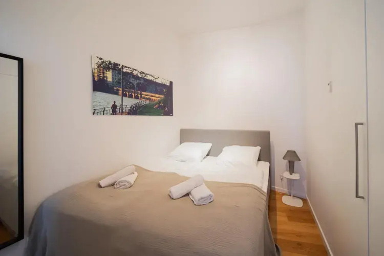 Private Townhouse w Terrace