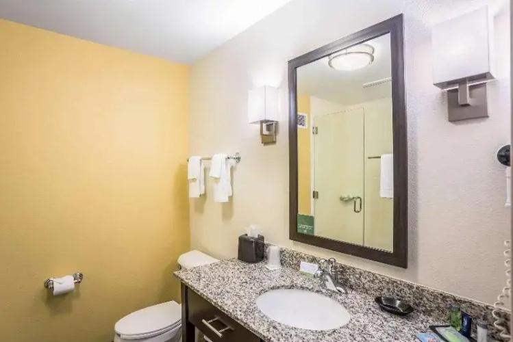Sleep Inn & Suites