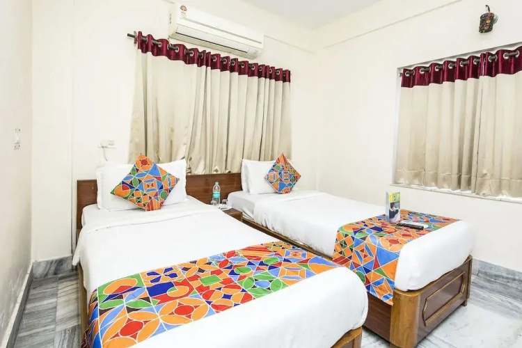 FabHotel Serena II