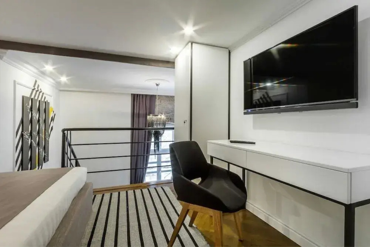 DeZign Apartments
