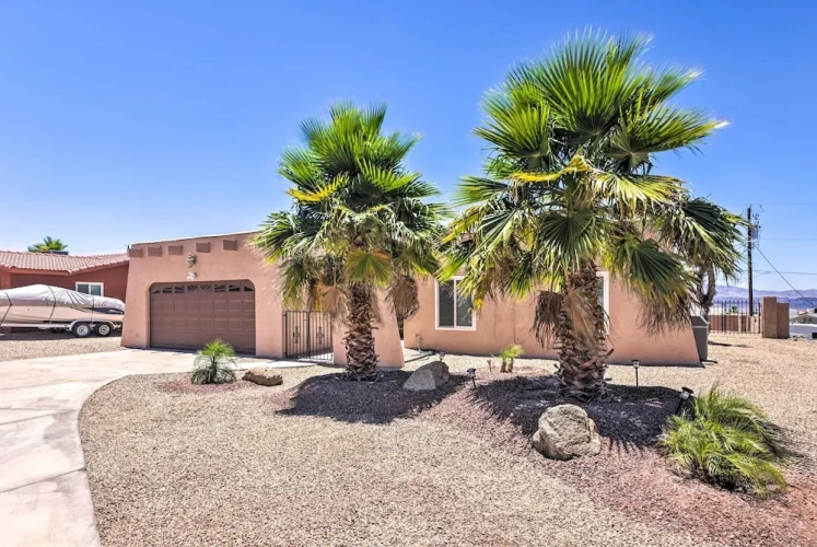 4 Bedrooms Cottage