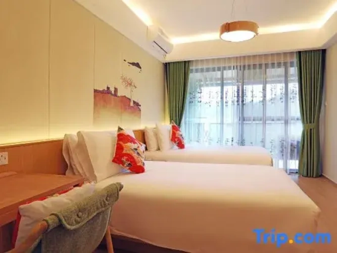 1 Bedroom Deluxe Double Suite