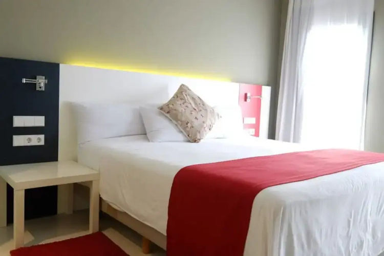 Magno Suites