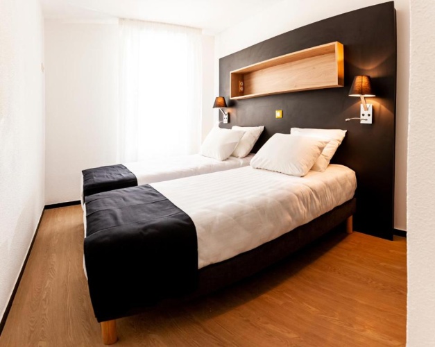 1 Bedroom Apartment