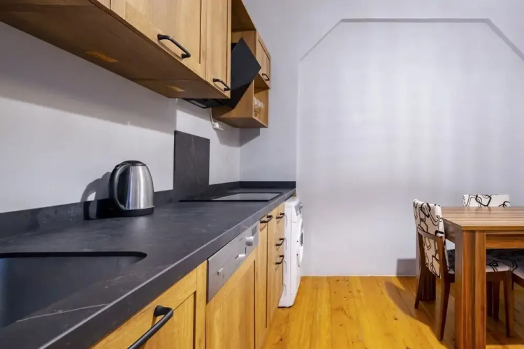 Refreshing and Central Apartment in Beyoglu