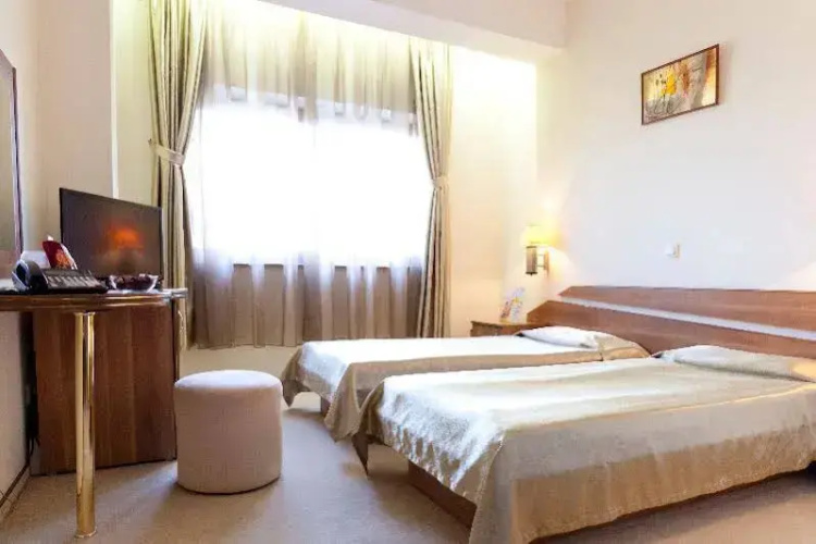 Euro Hotels International Arcul De Triumf