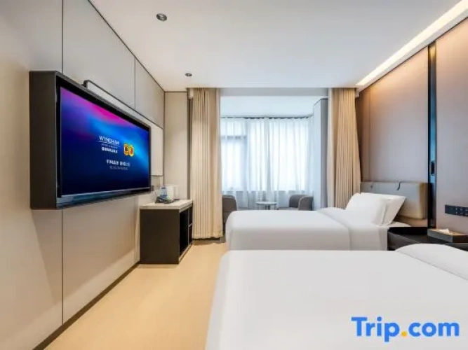 Premier Twin room