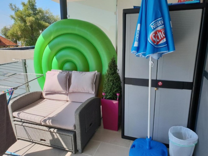 2 Bedrooms Apartment