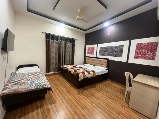 Goroomgo shri Ganpati Guest house