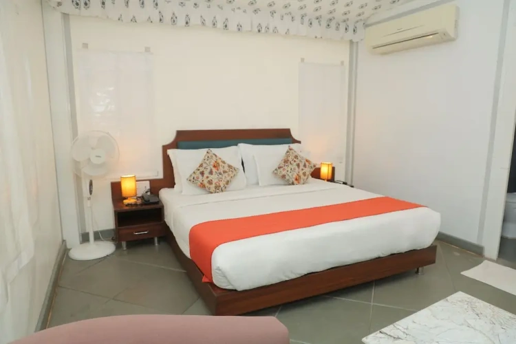 Guest rooms