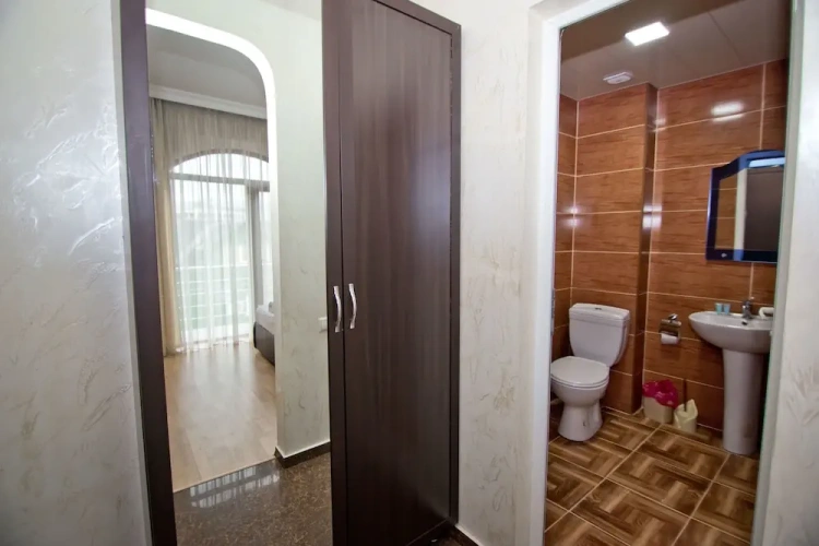 Standard Twin room with balcony
