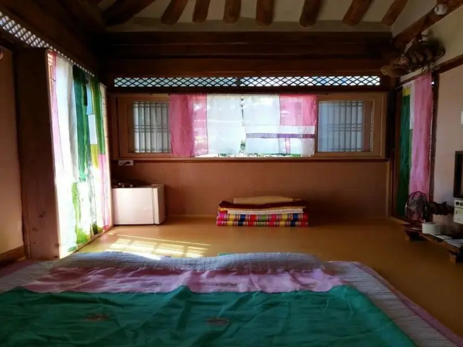 Moonlight Hanok Guesthouse