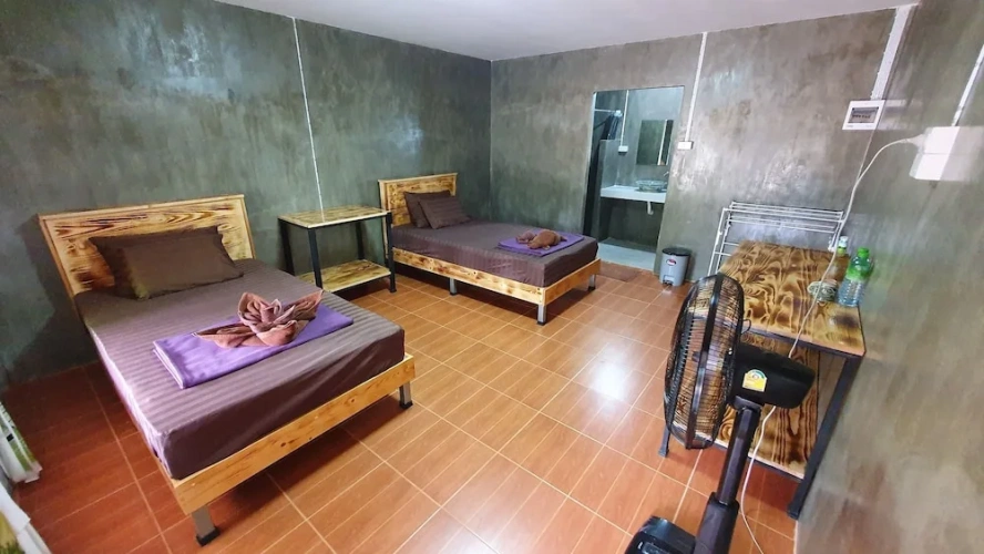 Twin Studio