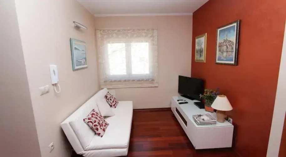 Apartment Gaga 98