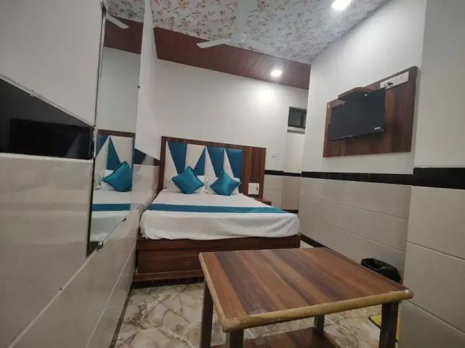Hotel Tip Top Residency