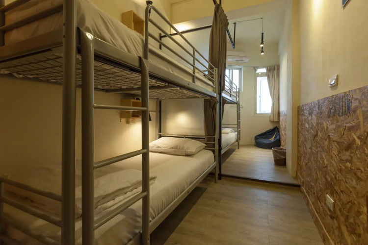 Sleeping Boot Hostel