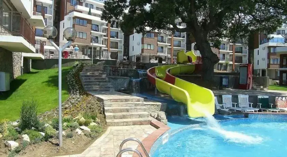 GT Messambria Fort Beach Apartments