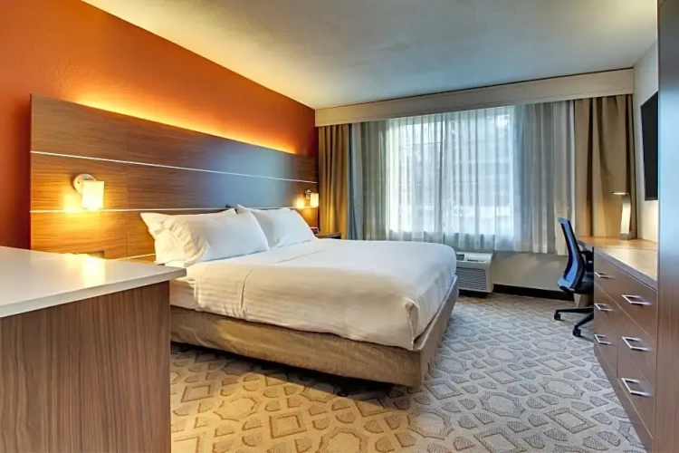 1 Bedroom Double Suite