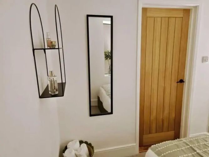 Prime Exeter Stay for Corporate & Family Guests