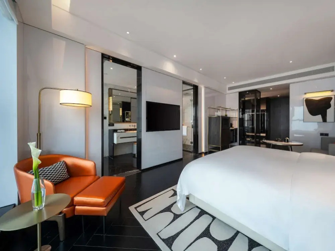 The Langbo Chengdu Hotel