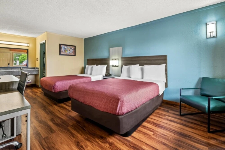 Quadruple room