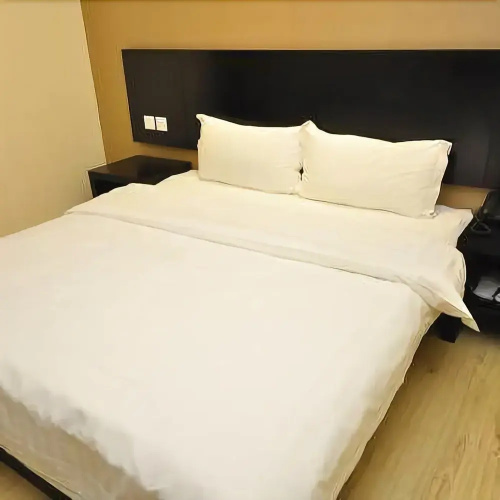 Luliang Business Hotel