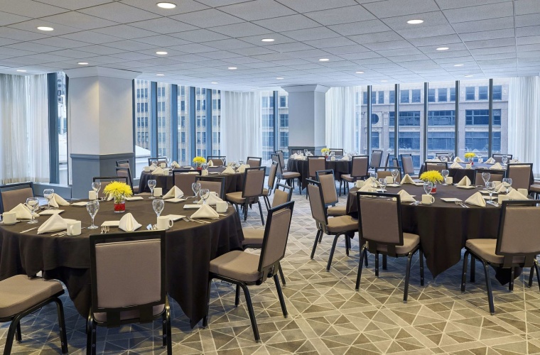 The Marquette Hotel, Curio Collection by Hilton photo 32