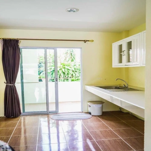 Standard Quadruple Family room with balcony