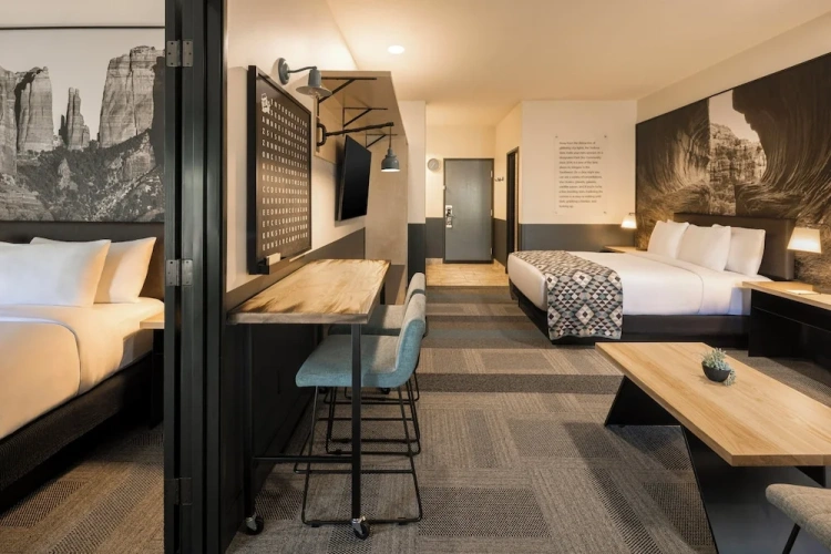 1 Bedroom Suite