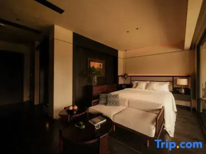 Deluxe Double room with balcony and with view
