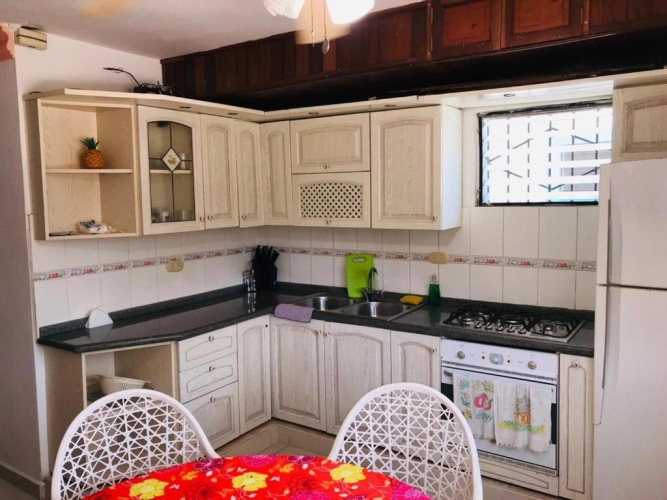 3 Bedrooms Apartment