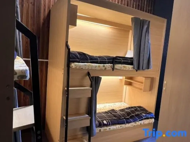 Bed in Dorm (male dorm)