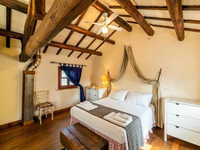 Amazing villa in Osimo with private garden