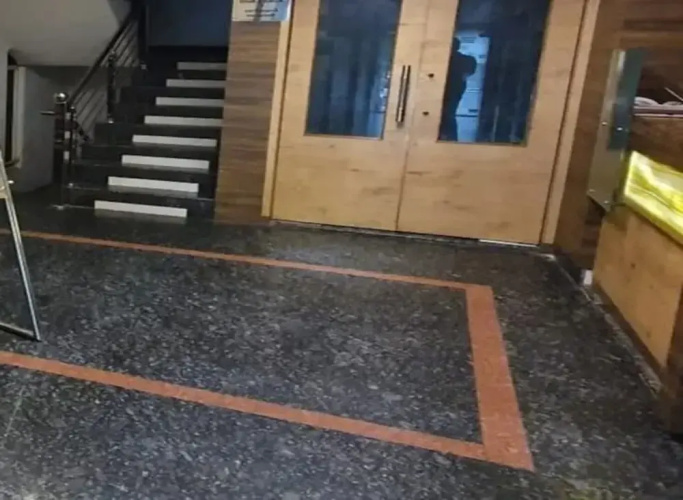 Anroute Stays122- Shastri Nagar