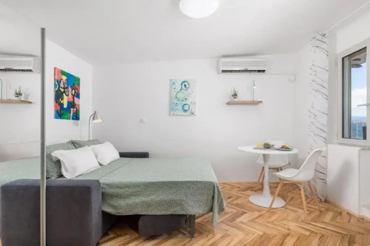 Studio apartman Rozi