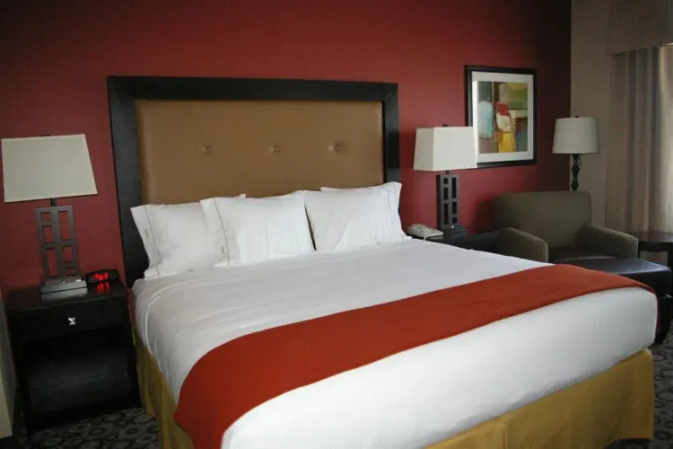 Holiday Inn Express Banning