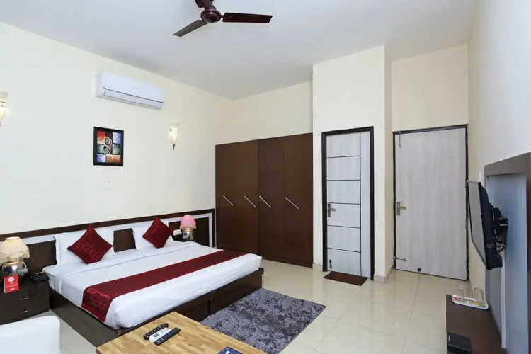 FabHotel iStay Serenity Manesar