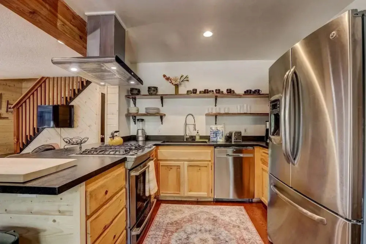 Rustic Haven - Hot tub & Pet Friendly