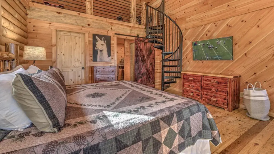 Log-off Lodge by Escape to Blue Ridge