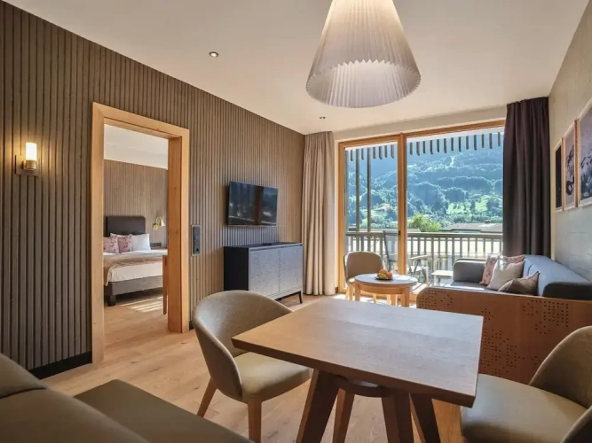 Deluxe Double room with balcony