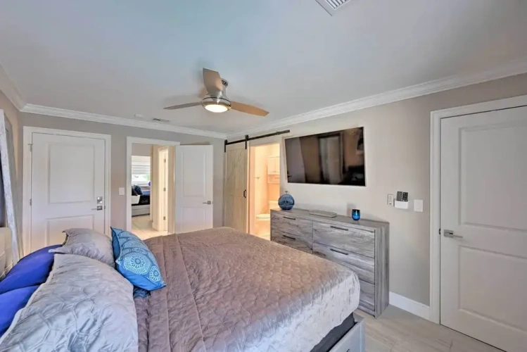 4 Bedrooms Cottage