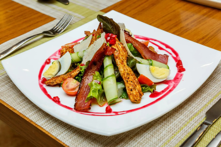 Hotel Crowne ImperialOver view