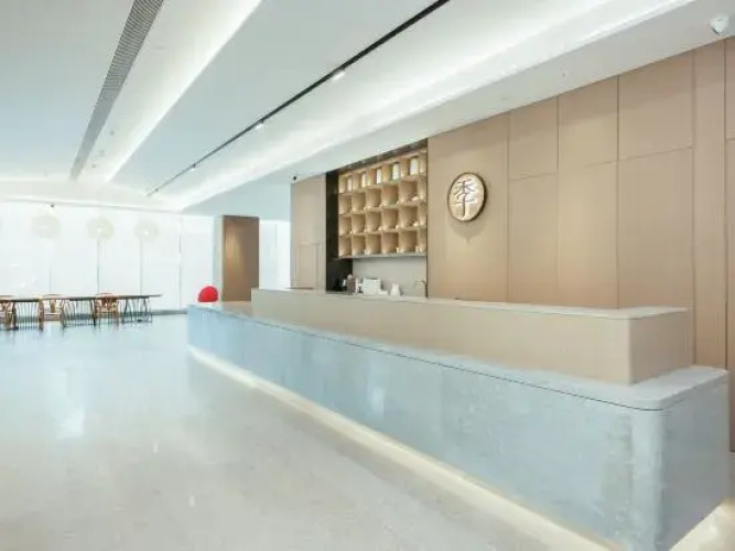 All Seasons Hotel