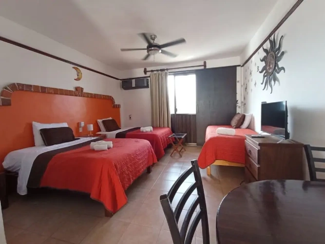 1 Bedroom Comfort Suite with balcony and with city view