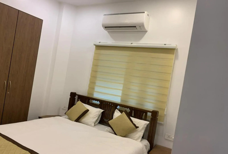 Carlton Hotel