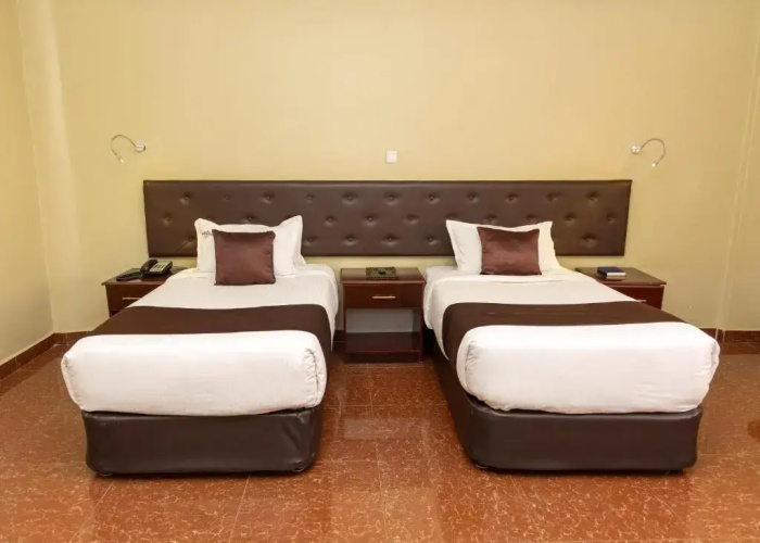 Maxland Hotel